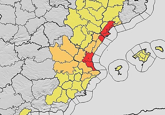 Emergency alerts beamed to mobile phones and red level weather warnings activated for torrential downpours in Valencia region of Spain