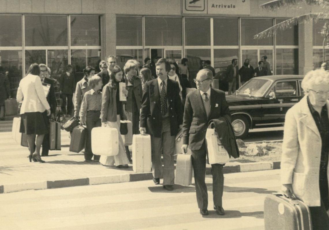 Imagen antes - Terminal 3 opened in 2010.