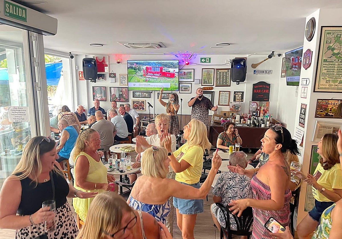 Pat Murphys bar hosted a day of fun, live music and a variety of pub games to raise funds.