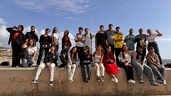 Language training and holistic consulting for your future