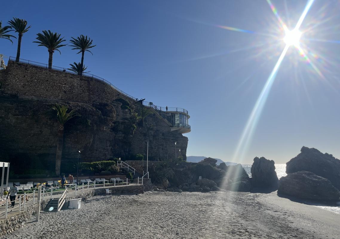 Imagen después - Balcón de Europa features in the iconic Spanish TV series 'Verano Azul'