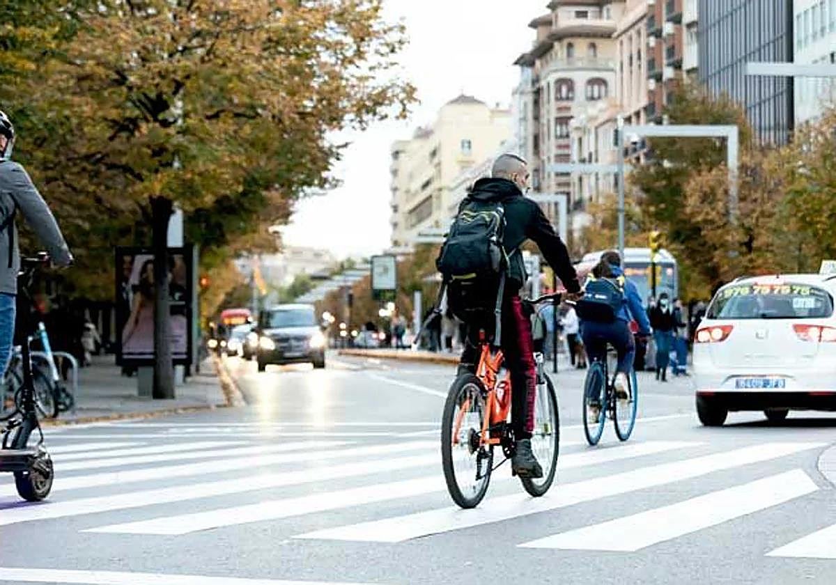 Pedestrians, cyclists and electric scooter users: traffic offences that can cost you dearly