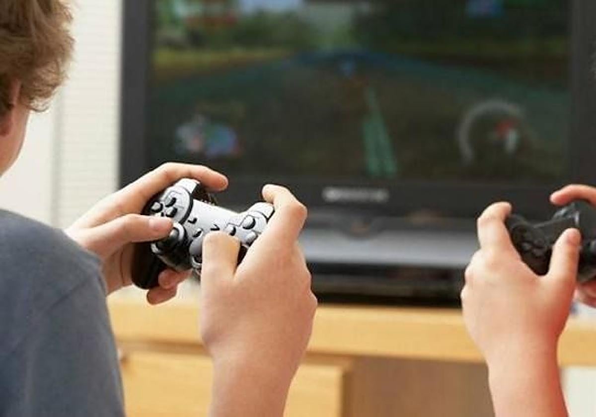 Spanish police warn of covert sexual abuse risk in online games for children