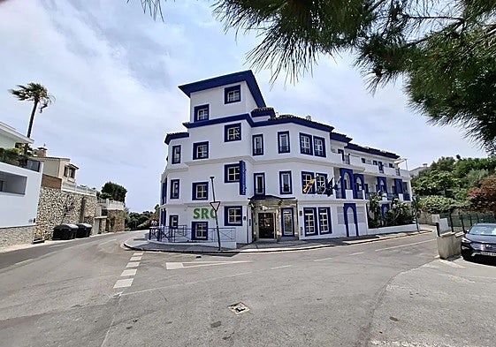 The property has 61 apartments and a swimming pool.