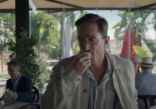 Ken Appledorn, in a scene filmed at El Pollo in Benajarafe.