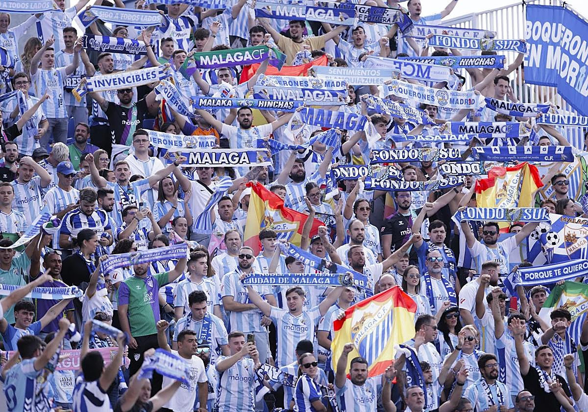 Imagen principal - Relegation fears reignited as missed chances cost Malaga CF dear away at Leganés