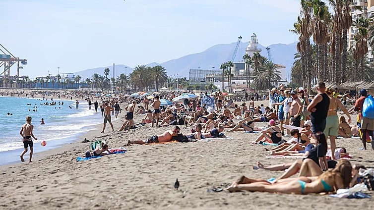 Warm 'terral' wind set to bring autumn temperatures of around 30C to Costa del Sol this week