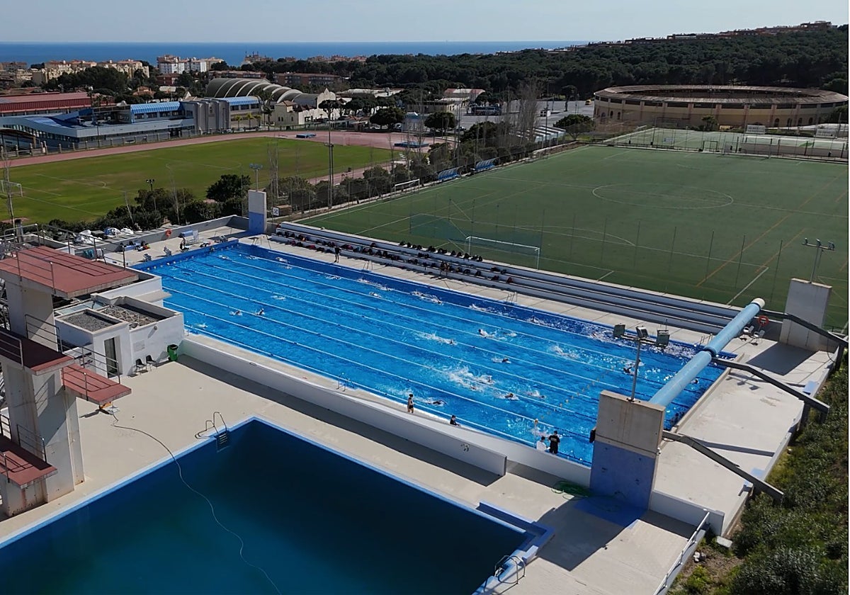 The outdoor Olympic pool Virgen del Carmen III.