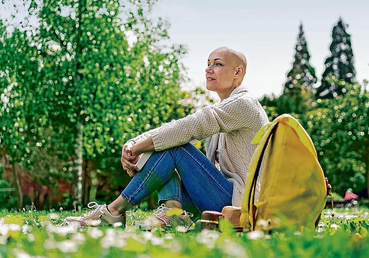 An alopecia sufferer herself, Dora Gálvez helps other women regain their self-esteem.