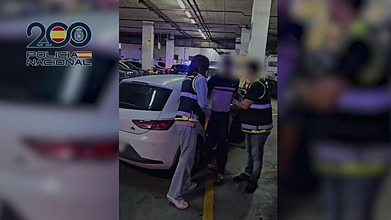 Woman and her two children rescued in Malaga after her ex-partner holds them hostage in car for 13 days