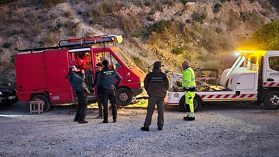 Caravans, motorhomes and camper vans evicted from popular Costa del Sol beauty spot