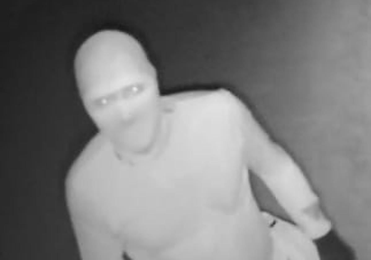 Photo of one of the suspects taken by video surveillance cameras near one of the ransacked houses in La Alquería.