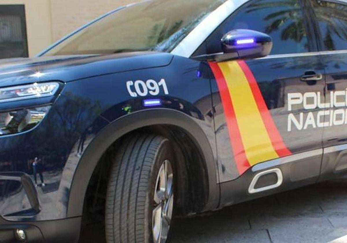 Seven people arrested in Alicante and Malaga after police bust international tobacco and 'laughing gas' smuggling ring