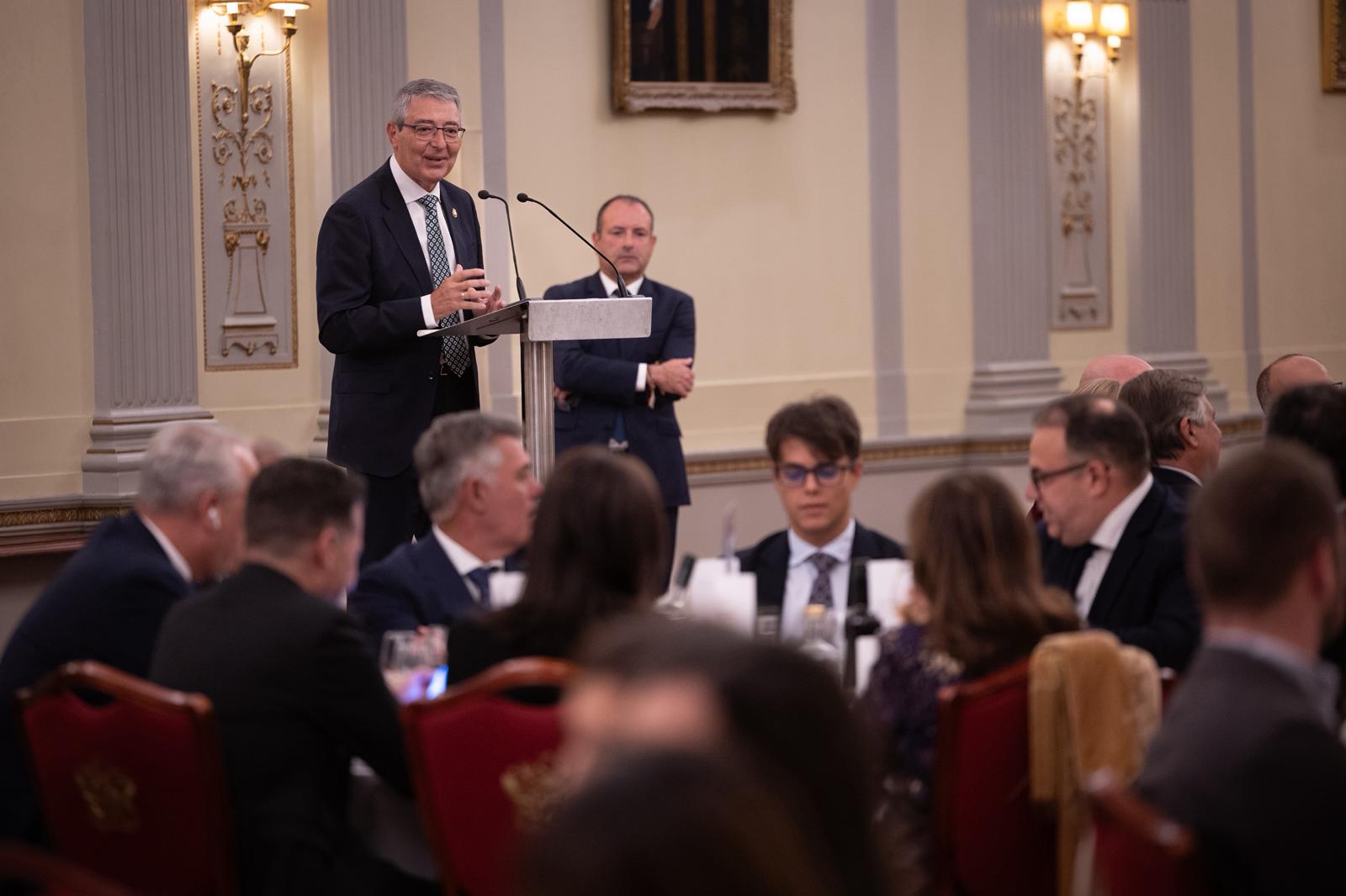 SUR in English at the World Travel Market in London, in pictures