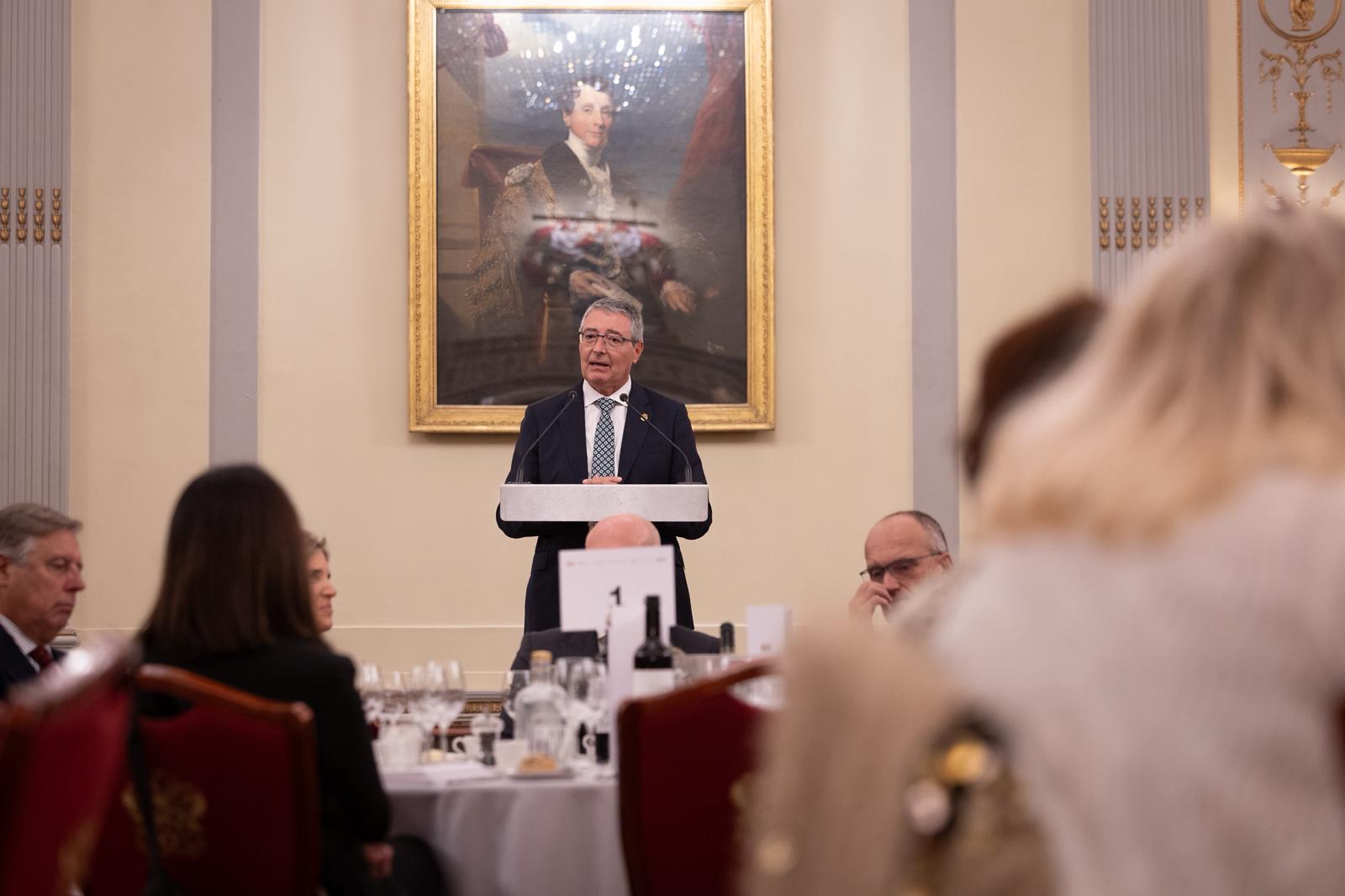 SUR in English at the World Travel Market in London, in pictures