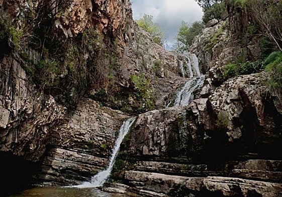 The magnificent La Cimbarra waterfall in Aldeaquemada.