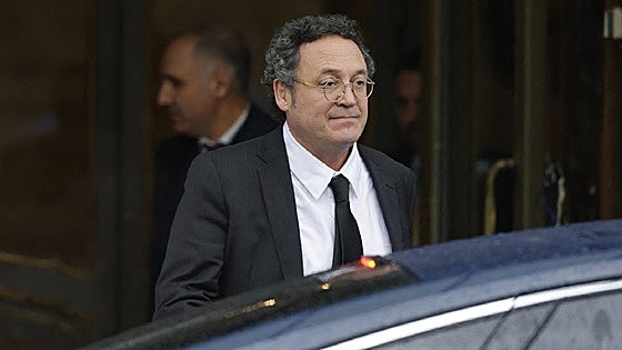 Spain's attorney general defends himself in court