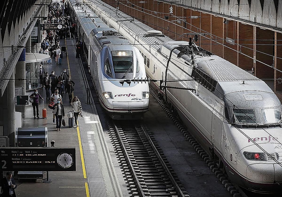Spanish railway operator Renfe forced to compensate passengers for 15-minute delays on high-speed AVE trains again