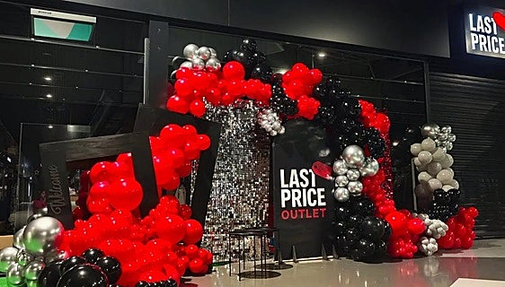 Clothing outlet store with discounts of up to 70% opens in Malaga