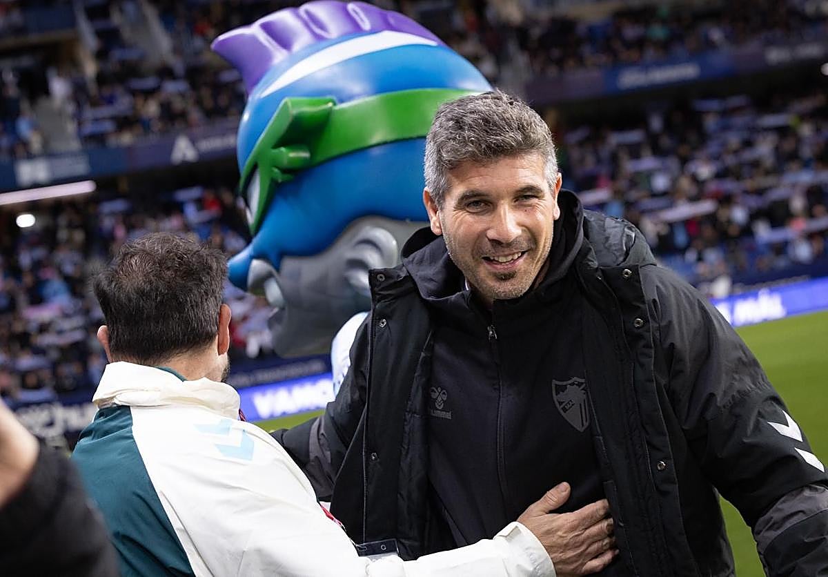 Imagen principal - Einar Galilea snatches last-gasp winner to seal perfect start for Malaga CF&#039;s new coach