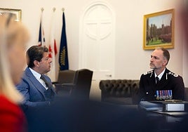 Chief minister Fabian Picardo (l) with Commissioner of Police Owain Richards (r).