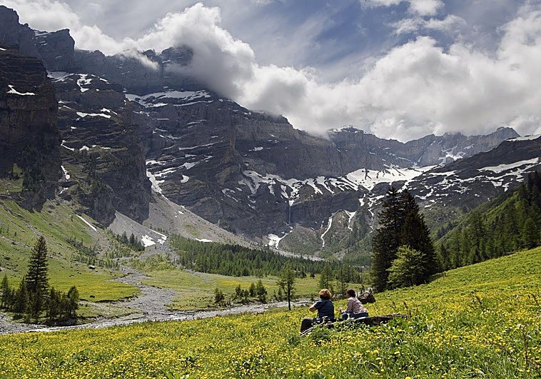 The great Franco revival circus