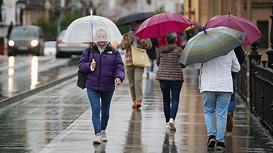 Train of storms at the start of December: four fronts to bring rain to Andalucía all week long