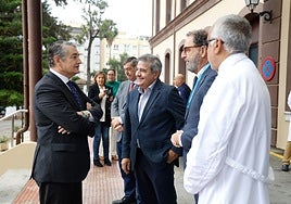 Regional health minister Antonio Sanz, during a recent visit to Malaga's Hospital Civil.