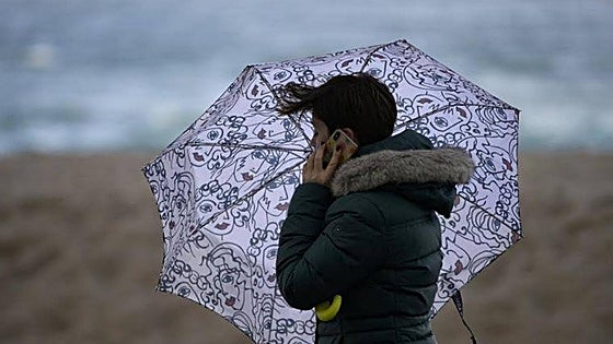 New fronts bring rain and yellow warning for rough seas this Thursday in Malaga province