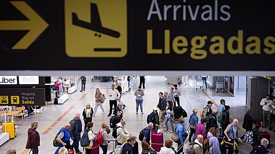 More flights than ever at Malaga airport over the long holiday weekend