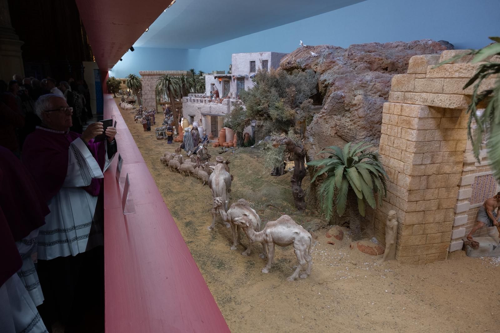 Nativity scenes around the city in pictures