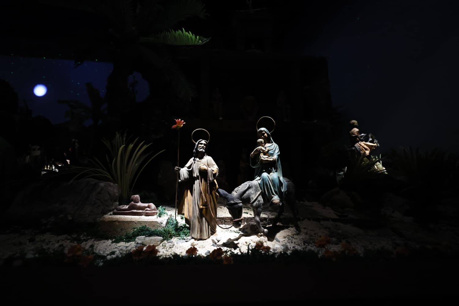 Nativity scenes around the city in pictures