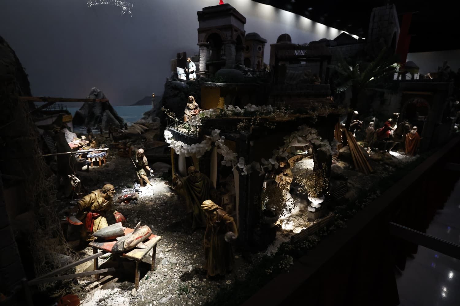 Nativity scenes around the city in pictures