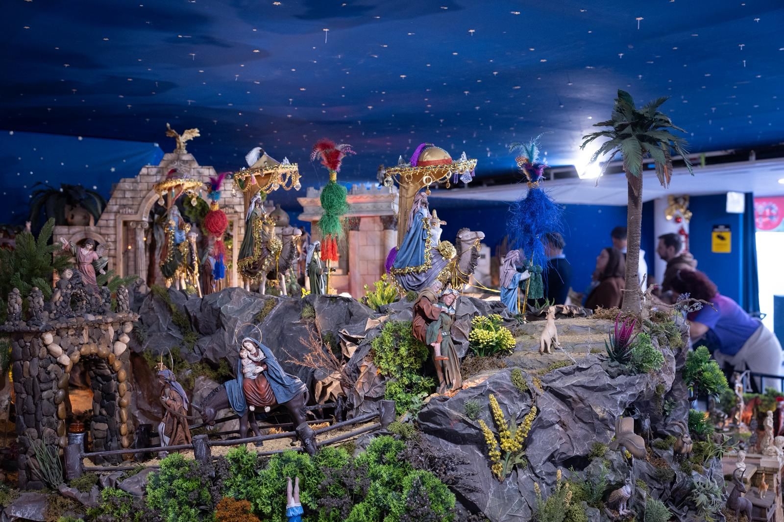 Nativity scenes around the city in pictures