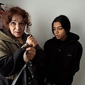 Fouiza and her 18-year-old daughter Sanaa.