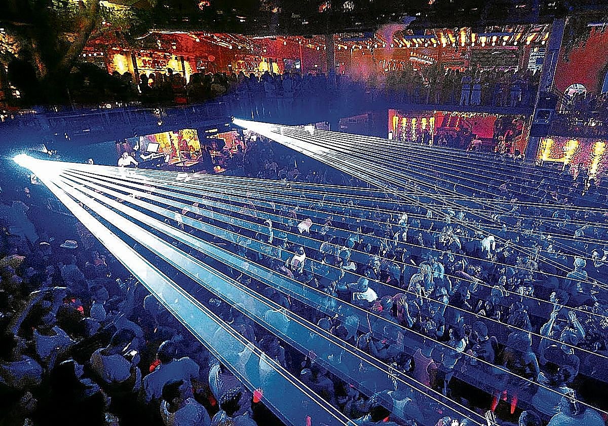 Ibiza's nightclubs, famous all over the world for their parties, attract thousands of tourists every night.