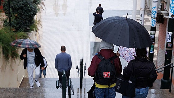 Weekend with wintry weather in Malaga province: intense rainfall on Friday and strong winds on Saturday