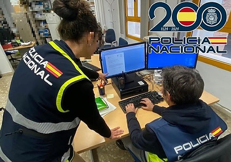 Almost 200 people arrested for opening accounts to help a gang with money-laundering