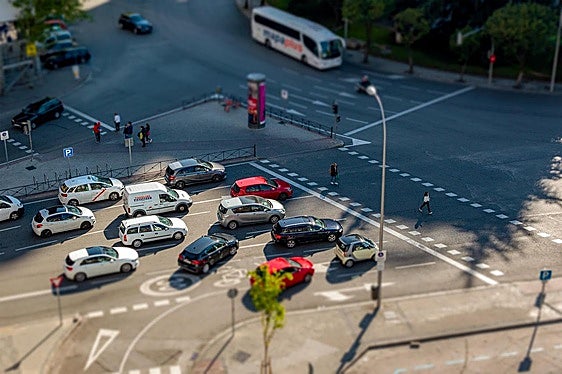 What is the most popular colour for used-car buyers in Spain?