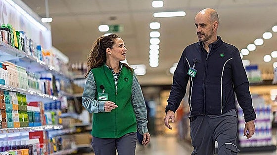 Mercadona workers set to get an extra week's holiday and an additional bonus payment