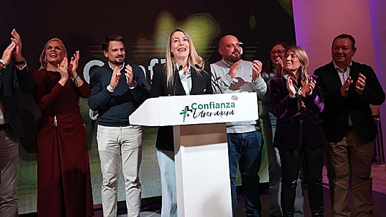 PP wins in Extremadura election but depends on Vox