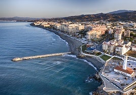 Aerial image of the Torrox coastline, with the emblematic lighthouse in the foreground.