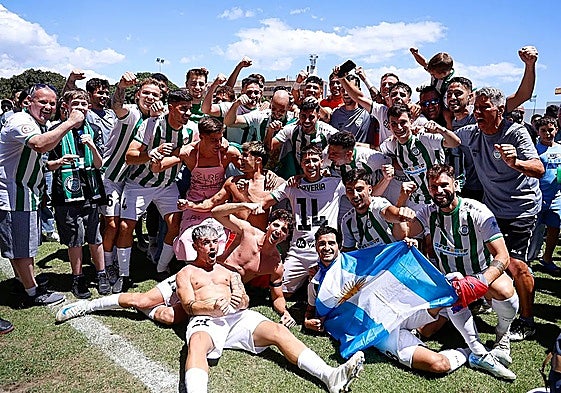 Torremolinos players celebrating their promotion last season.