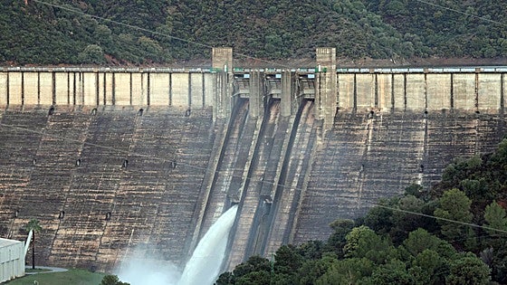 Costa del Sol's La Concepción reservoir releases water for safety reasons