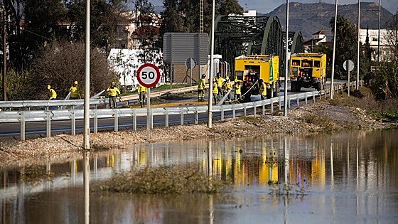 More than two hundred incidents, evacuations, rescue operations and a flooded school in Malaga province