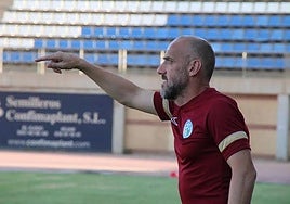 David Cabello during his time as Poli Ejido coach.