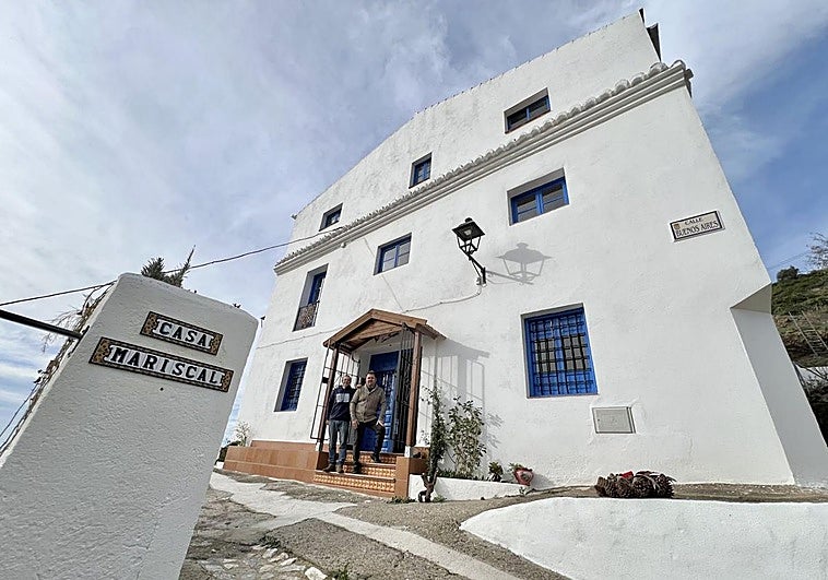 The very British bed & breakfast on Granada province's Costa Tropical