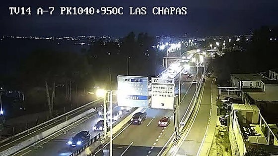 Overturned van disrupts traffic on A-7 motorway in Marbella