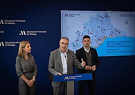Diputación president Francisco Salado announces the road network improvement plan.