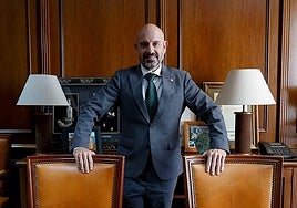 An archive photo of Salas at the subdelegation.